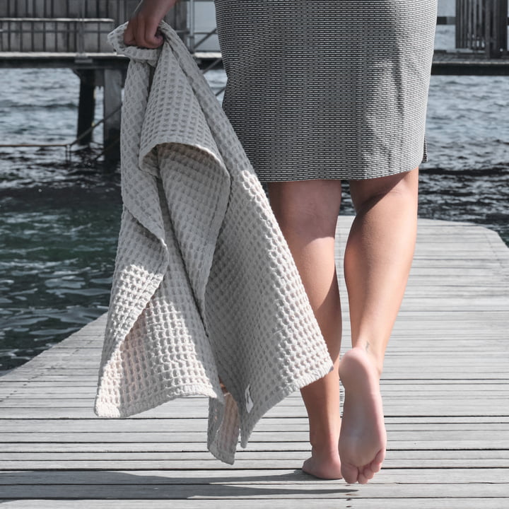 Big Waffle Shower towel, 50 x 150 cm, stone from The Organic Company