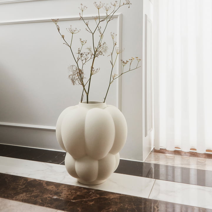 The UVA vase from AYTM in the color cream