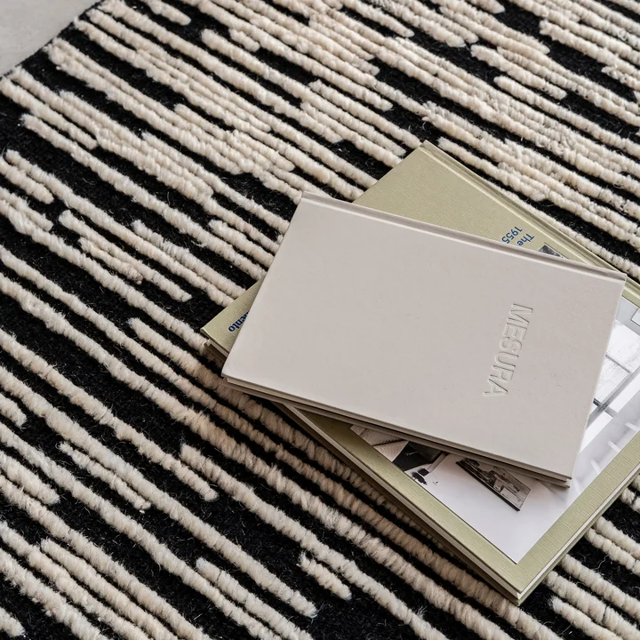 Doblecara wool carpet from nanimarquina