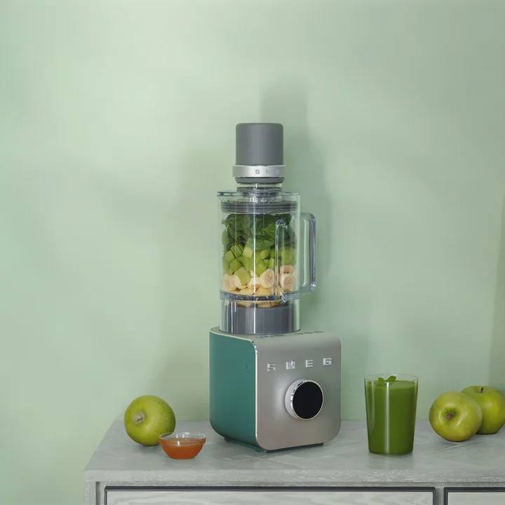 High Performance Stand Mixer BLC02 from Smeg