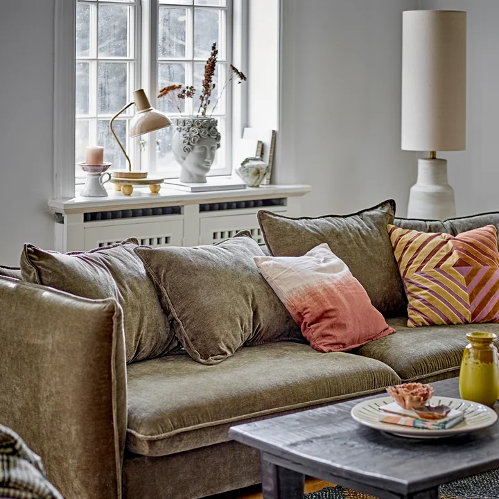 Fetima cushion and Linetta floor lamp