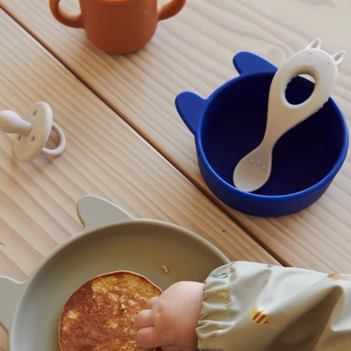 Vivi Silicone tableware set from LIEWOOD