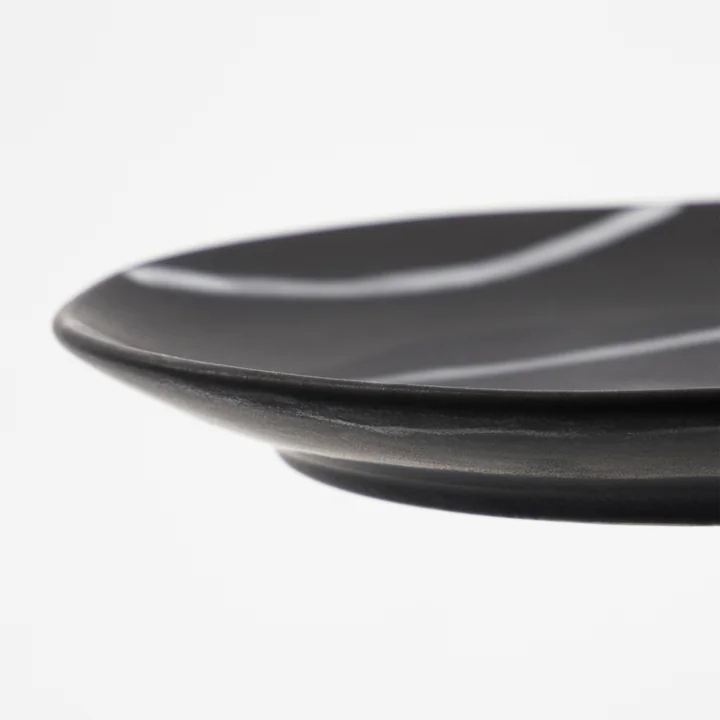 House Doctor - Line plate, Ø 19.5 cm, black / brown