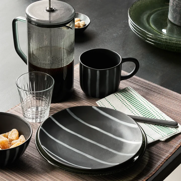 House Doctor - Line plate, Ø 19.5 cm, black / brown