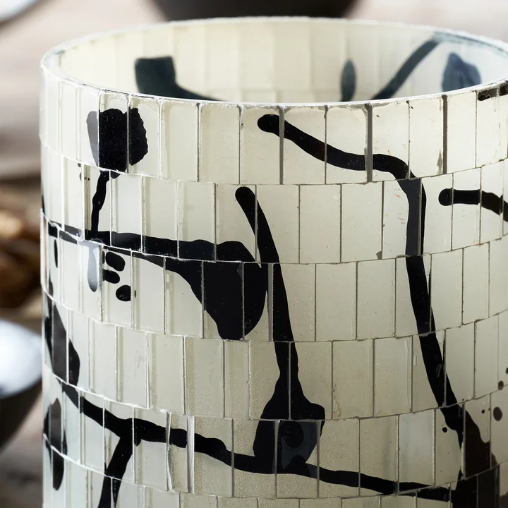 Vana Tealight holder from House Doctor in color black