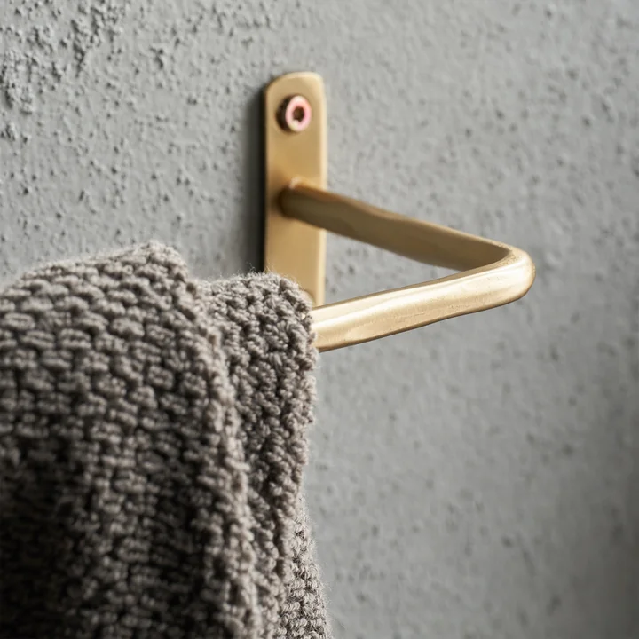 Welo Towel rack from House Doctor in the finish brass