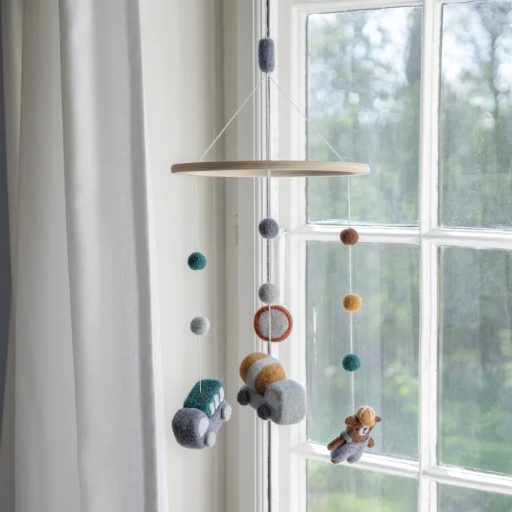 Felt mobile, Busy Builders from Sebra