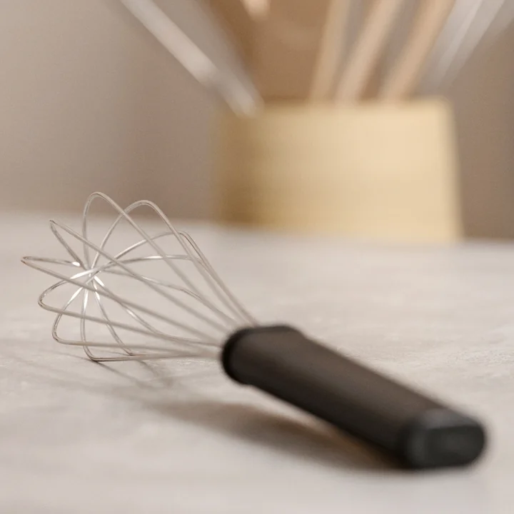 Zone Denmark - Singles Whisk, black