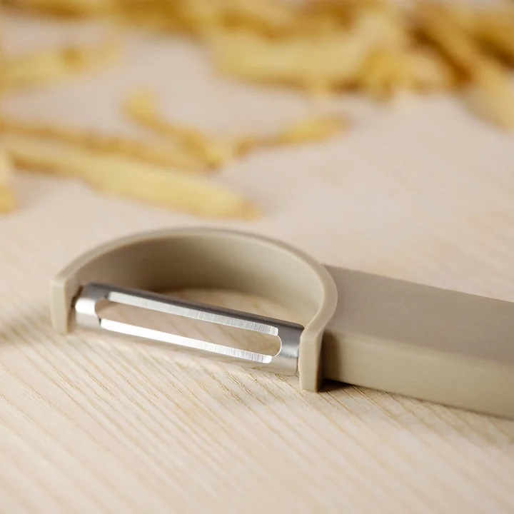 Zone Denmark - Singles Vegetable peeler, 5.9 cm, taupe