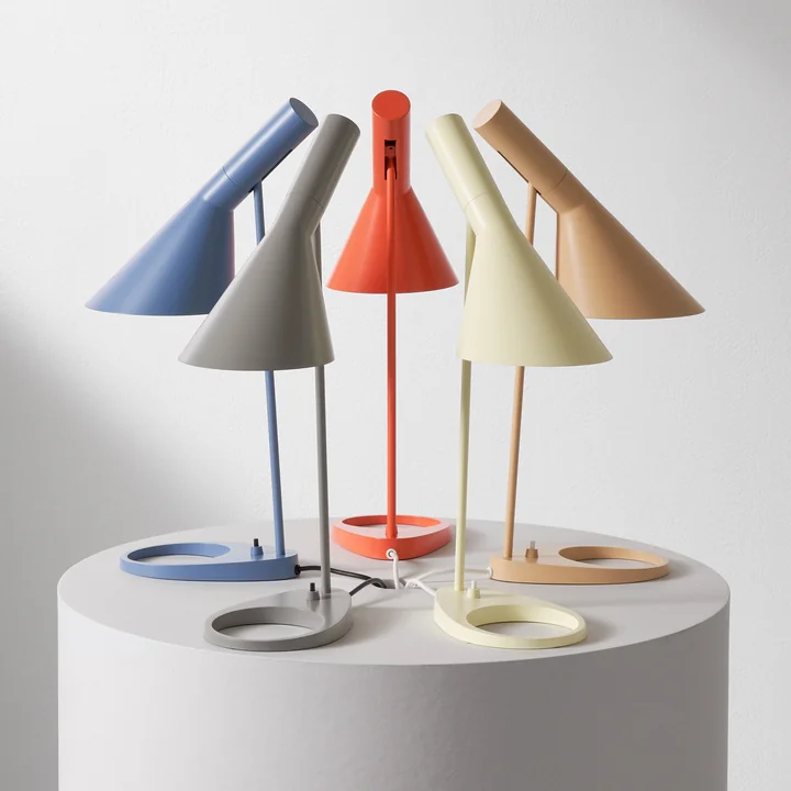Louis Poulsen - AJ table lamp