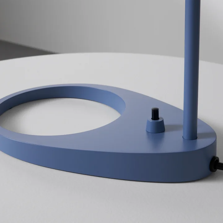 Louis Poulsen - AJ table lamp