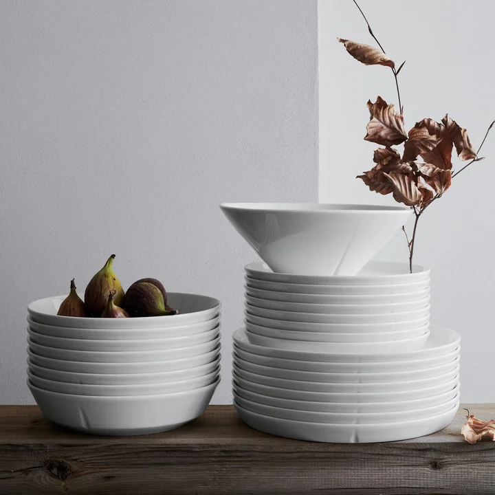 Grand Cru Essentials Plate from Rosendahl