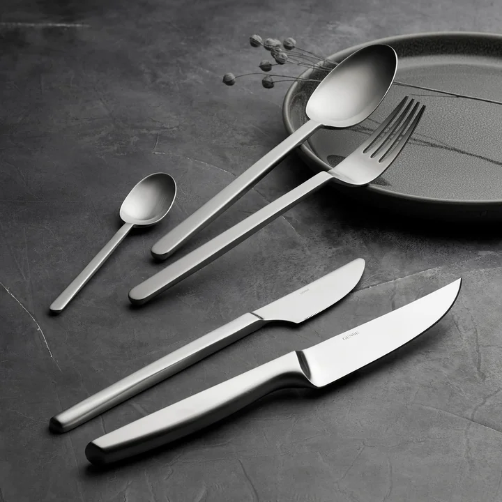 high quality cutlery and table accessories