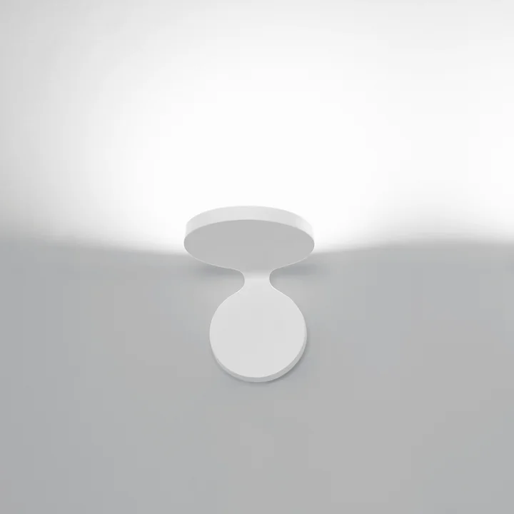 Rea 17 LED wall lamp from Artemide