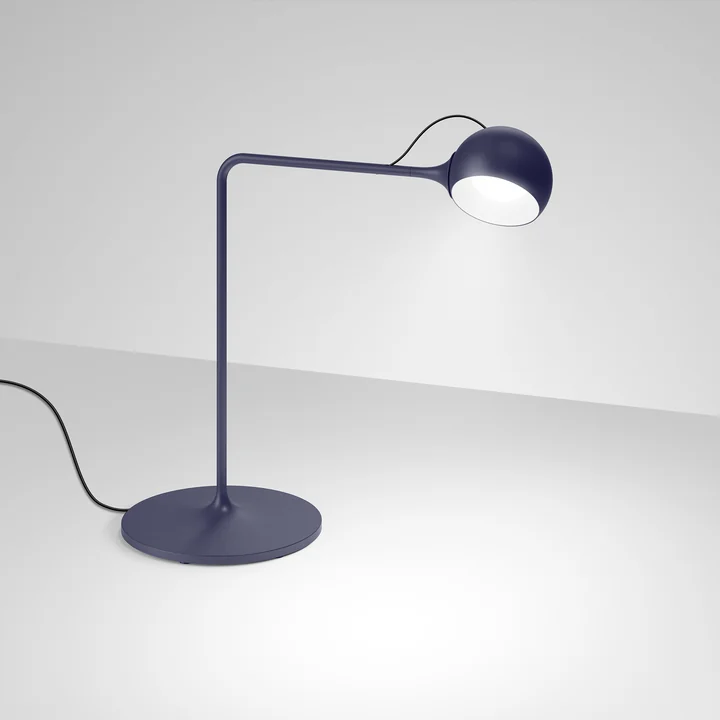 IXA LED desk lamp from Artemide