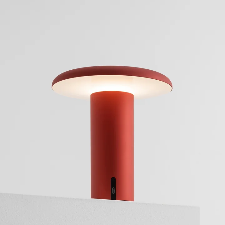 Takku Table lamp LED from Artemide