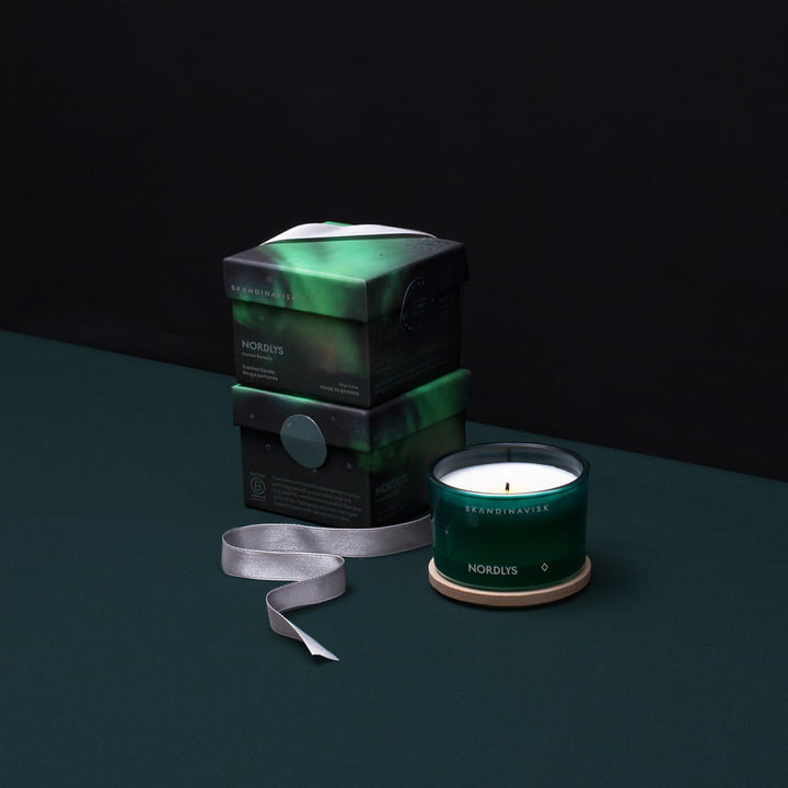Scented candle with lid from Skandinavisk
