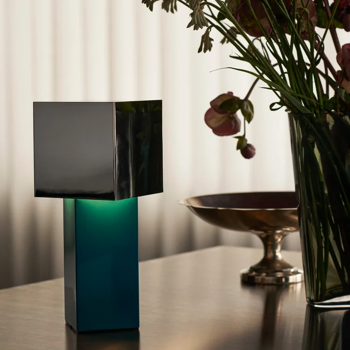 Pivot Portavle ATD7 battery lamp from & Tradition