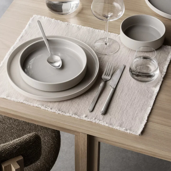 Pilar Bowl and plate from Blomus