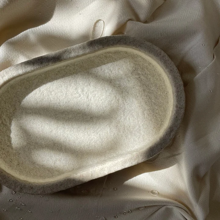 Humdakin sandstone tray