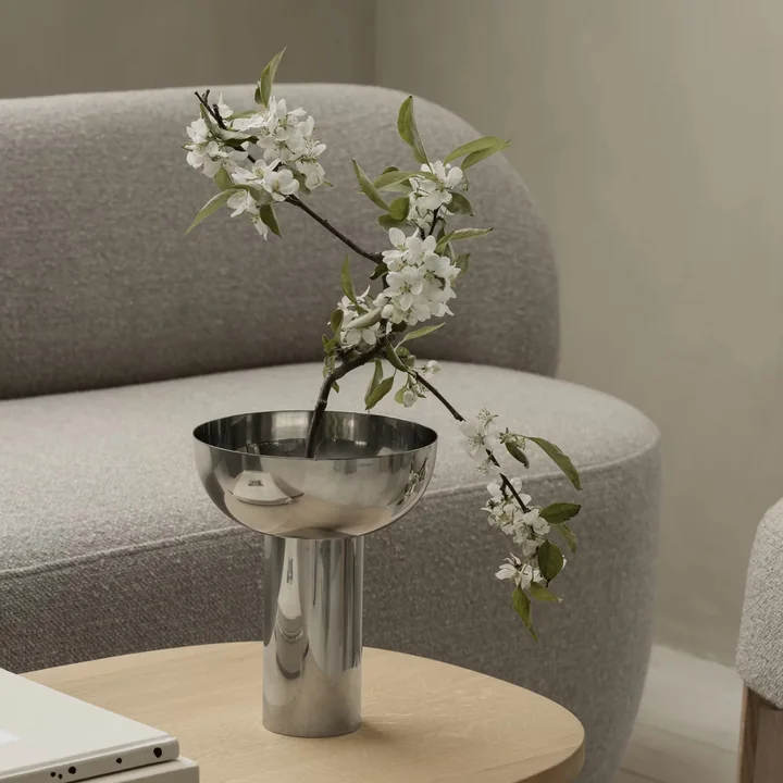 Miyabi Vase from Blomus in the finish silver