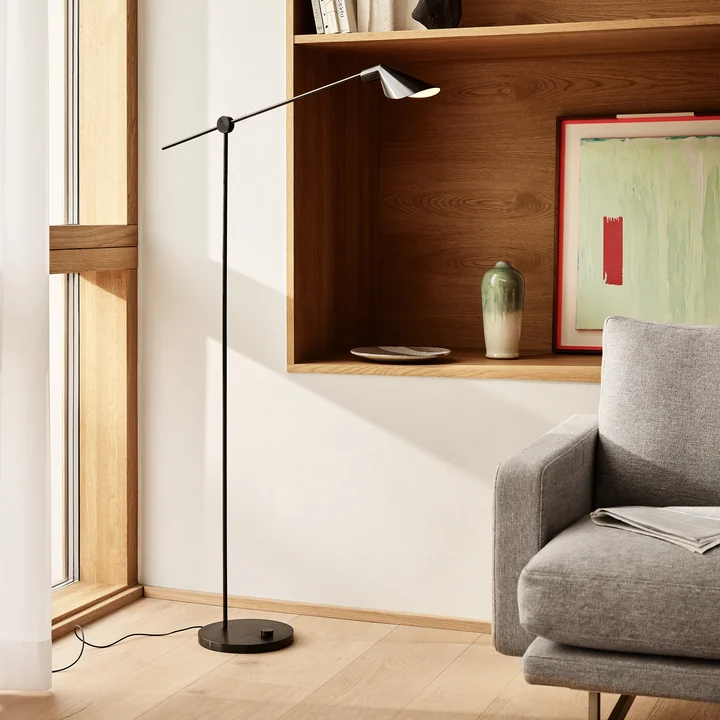 MS011 floor lamp from Fritz Hansen in the finish black PVD
