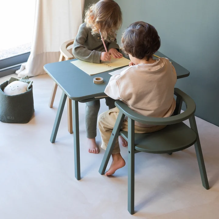 Nobodinoz - Growing Green children's chair & children's table