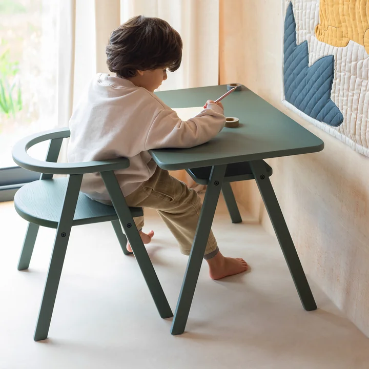 Nobodinoz - Growing Green children's chair & children's table