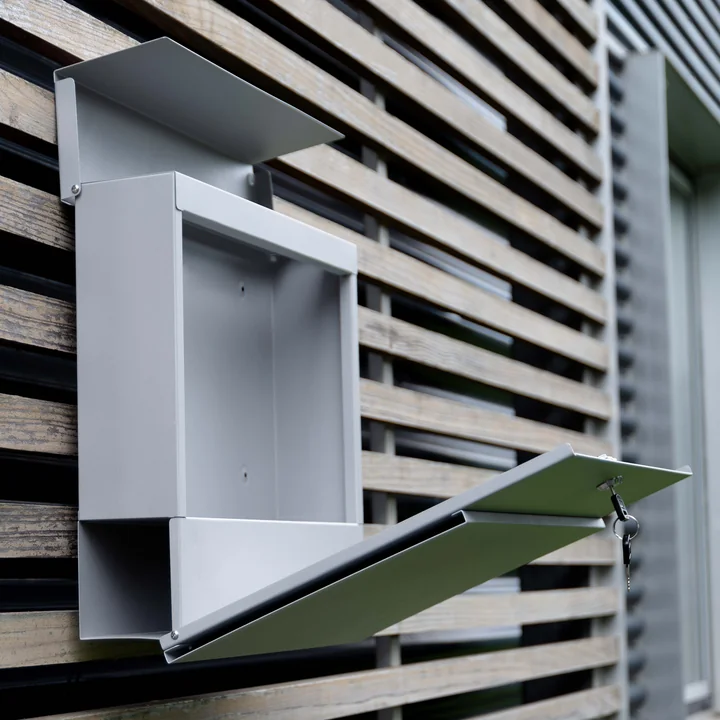 Mailbox Letterman VI with newspaper roll from Radius Design