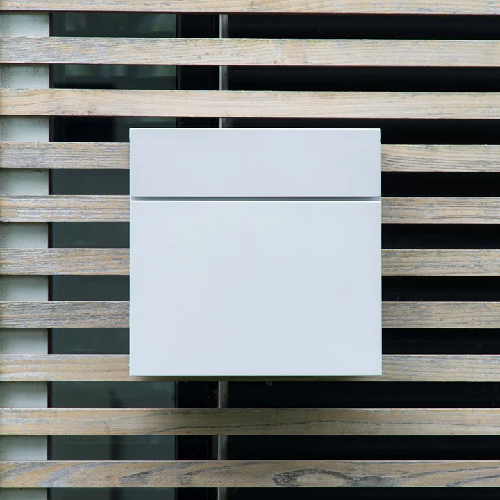 Mailbox Letterman VI with newspaper roll from Radius Design