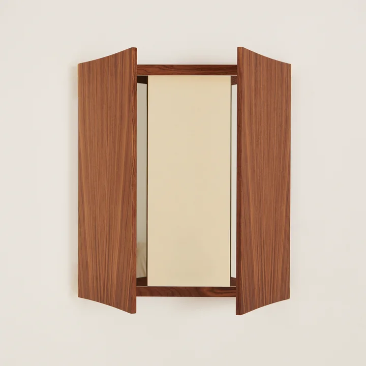 Gubi - Vanity Wall mirror