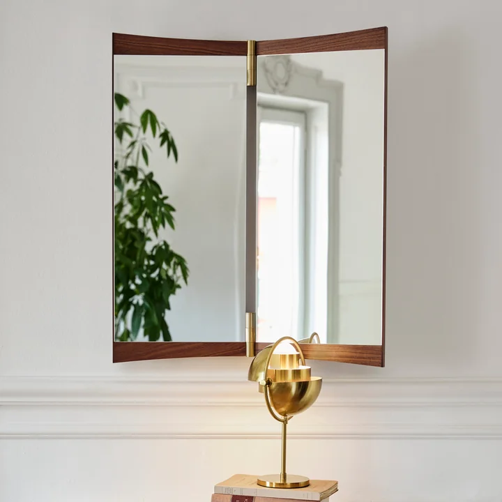 Gubi - Vanity Wall mirror