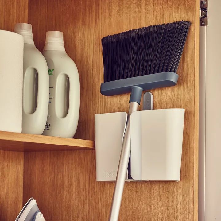 Joseph Joseph - CleanStore Broom