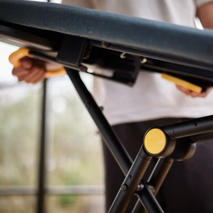 Joseph Joseph - Glide Max plus Ironing board