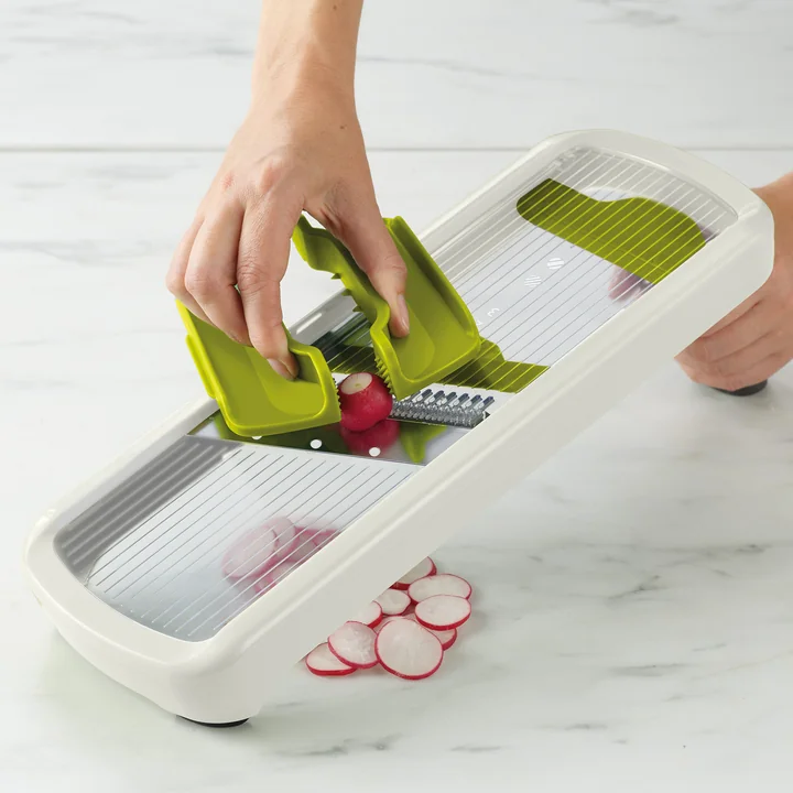 Multi-Grip Mandolin Plus from Joseph Joseph