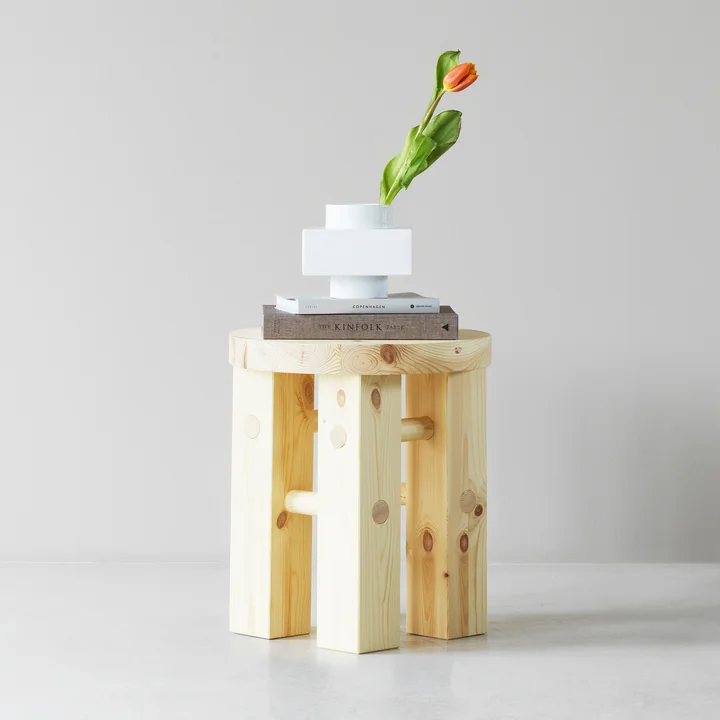 Deko Objects and Fyr stool, pine from Normann Copenhagen