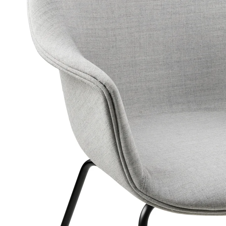 Gubi - Bat Dining Chair Fully Upholstered (Conic Base), Black / Remix 3 (123)