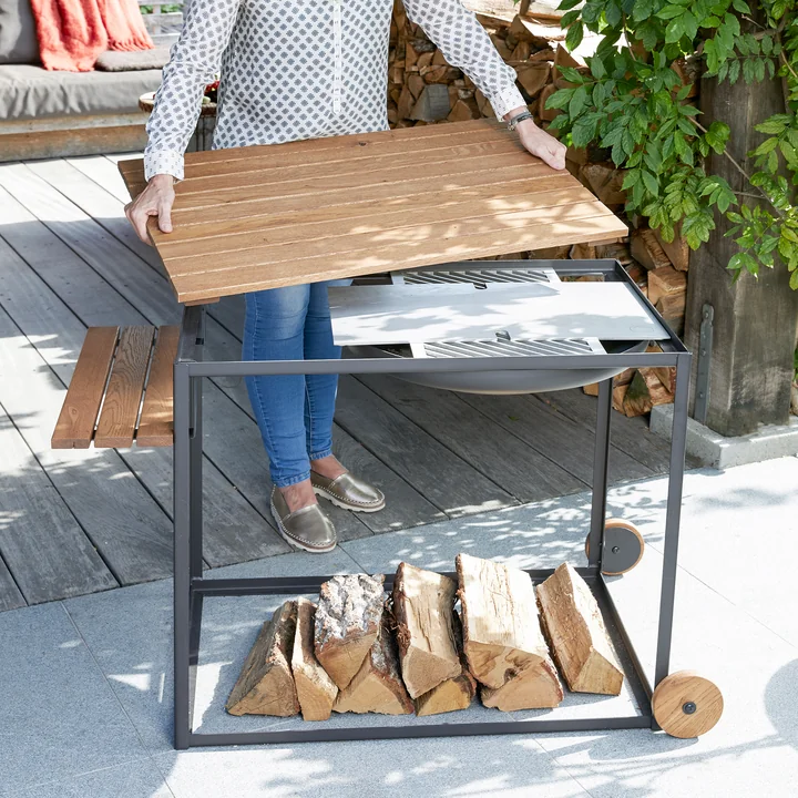 Konstantin Slawinski - Table top and castors for Slide Grill