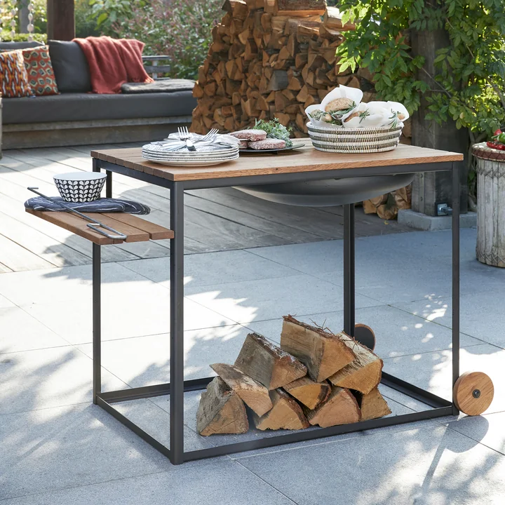 Konstantin Slawinski - Table top and castors for Slide Grill