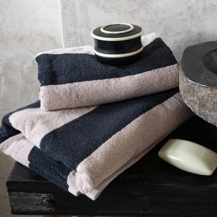 HANA - Bath towel / hand towel, chalk / charcoal striped