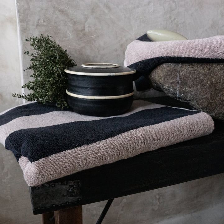 HANA - Bath towel / hand towel, chalk / charcoal striped