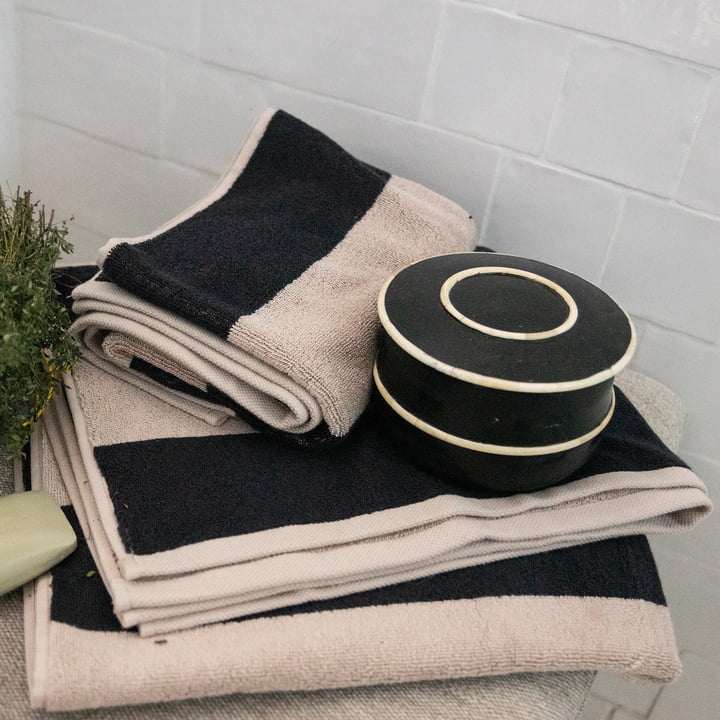 HANA - Bath towel / hand towel, chalk / charcoal striped