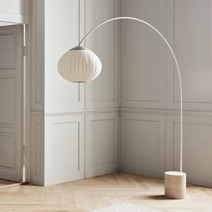 Acorn Floor lamp, oiled oak / steel cream / sand by Bolia