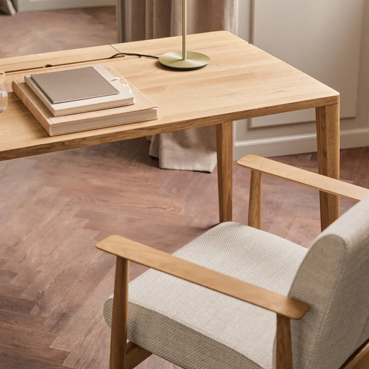 Graceful Dining table, oiled oak from Bolia