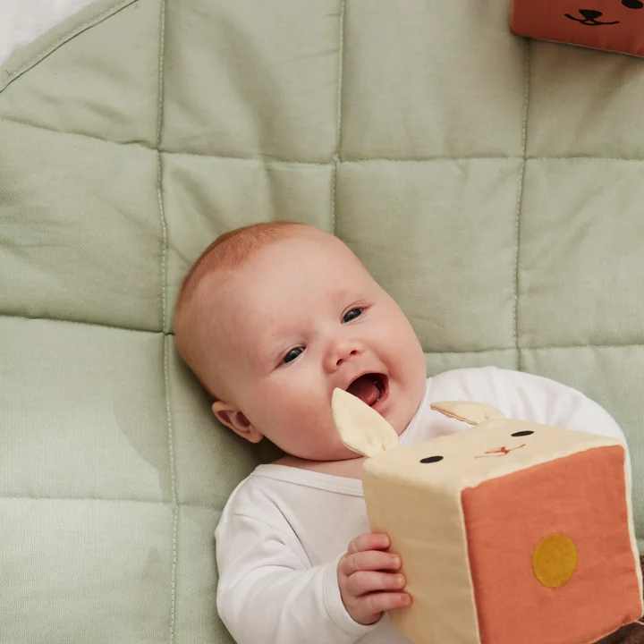 Edvin Fabric cube from Kids Concept
