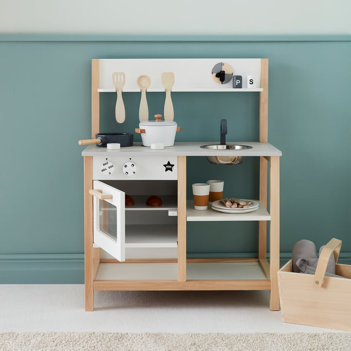 Bistro Play kitchen with accessories from Kids Concept