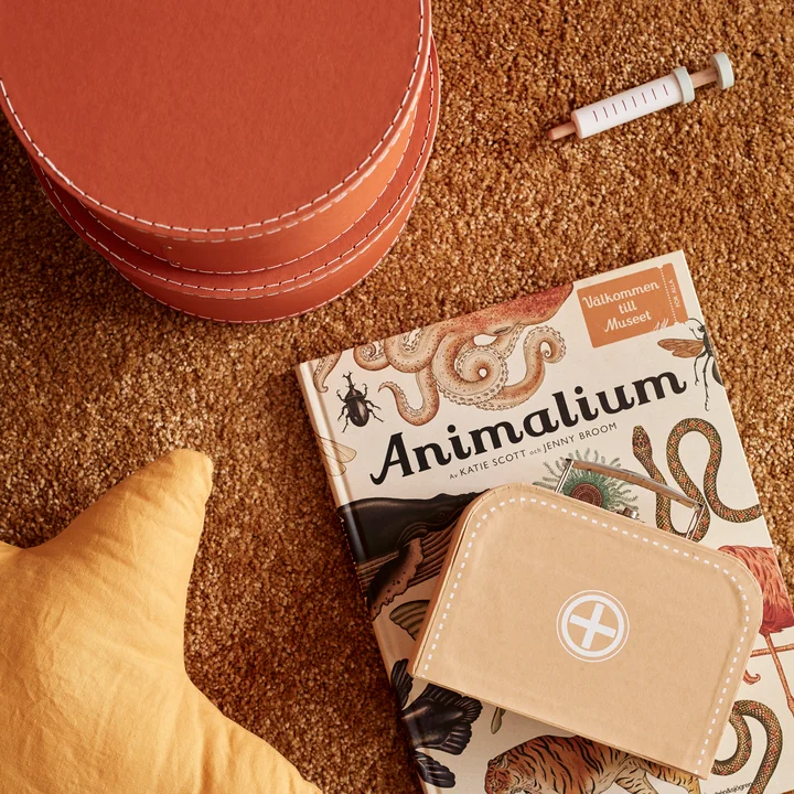 Kid's Hub Doctor's case with accessories from Kids Concept