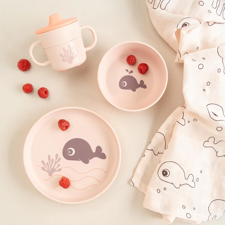 Foodie Tableware set from Done by Deer