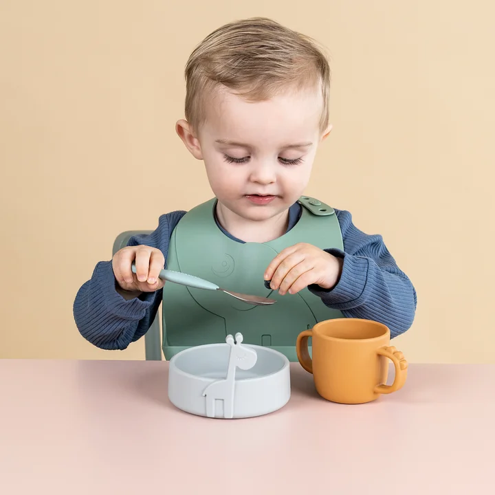 Peekaboo Bibs from Done by Deer