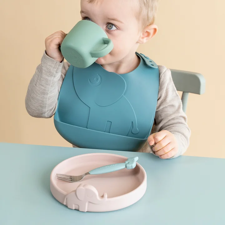 Peekaboo Bibs from Done by Deer